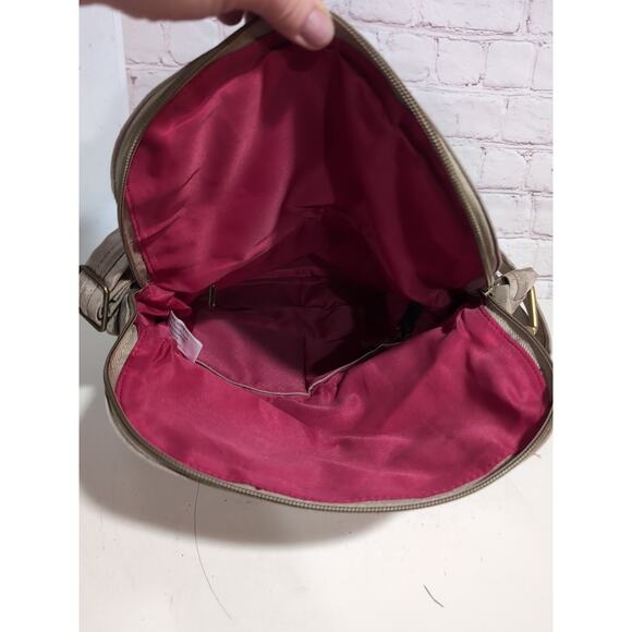 Travelon Anti Theft Classic Crossbody Bag Travel Champagne Tan Quilted NWOT - Picture 11 of 15